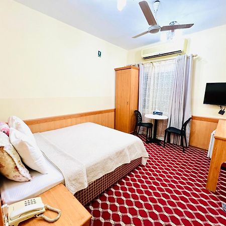 Al Ahrar Hotel Dubai Esterno foto