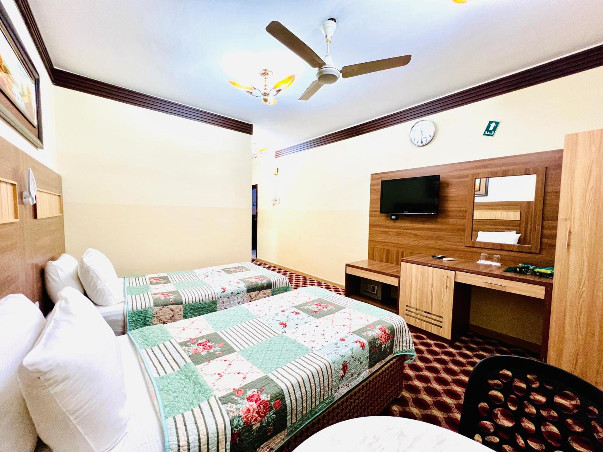 Al Ahrar Hotel Dubai Esterno foto